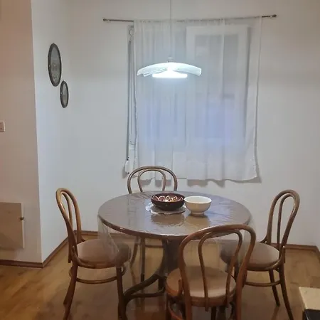 Апартаменты Miro *