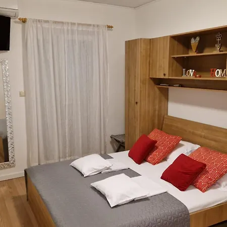 Апартаменты Miro Омишаль