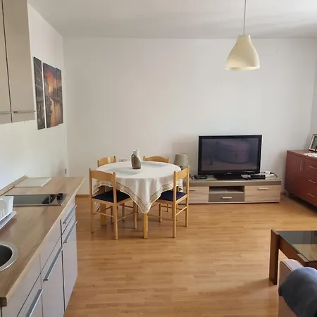 Miro شقة Omišalj